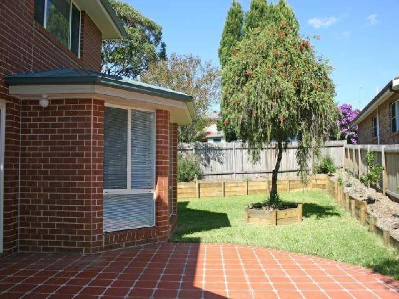 2 Colin Avenue, Riverwood NSW 2210