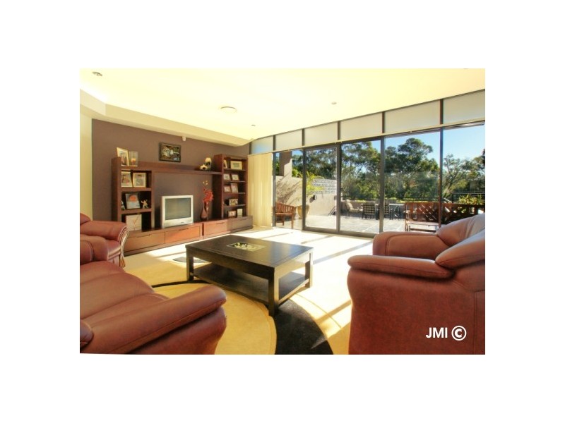 577 Henry Lawson Drive, East Hills NSW 2213