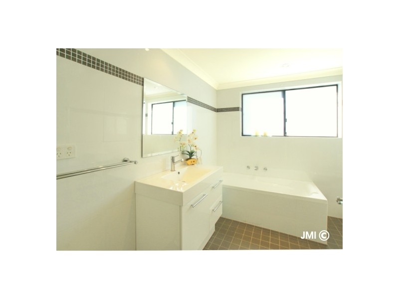 577 Henry Lawson Drive, East Hills NSW 2213