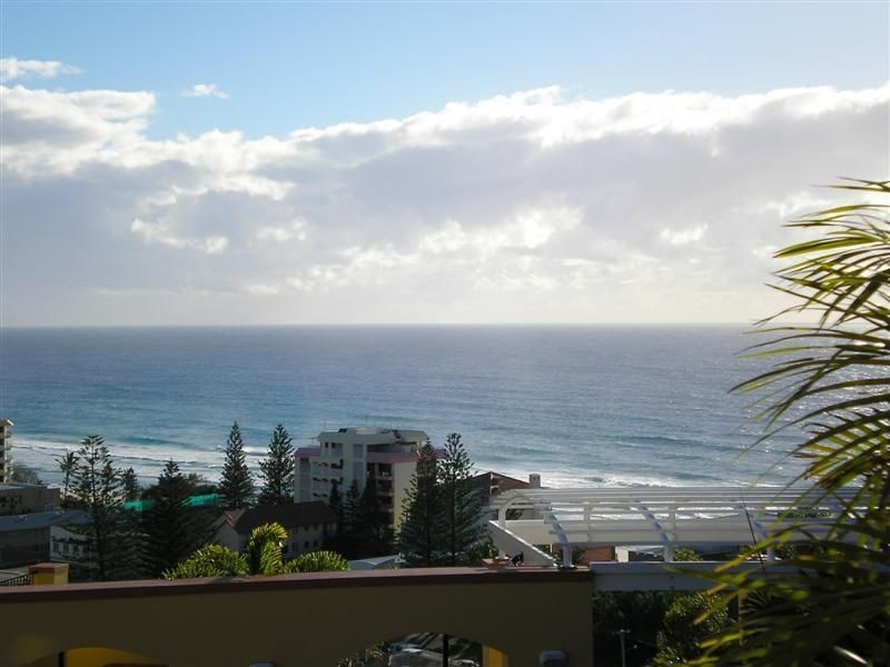 1 E41 Great Hall Drive, Nobby Beach QLD 4218