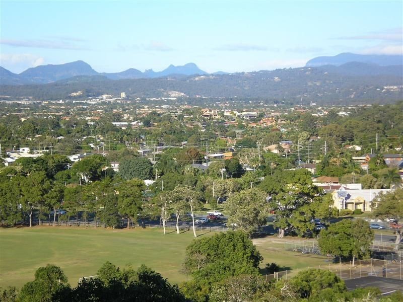 1 E41 Great Hall Drive, Nobby Beach QLD 4218