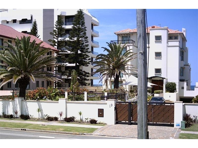 14 Albatross Ave, Mermaid Beach QLD 4218