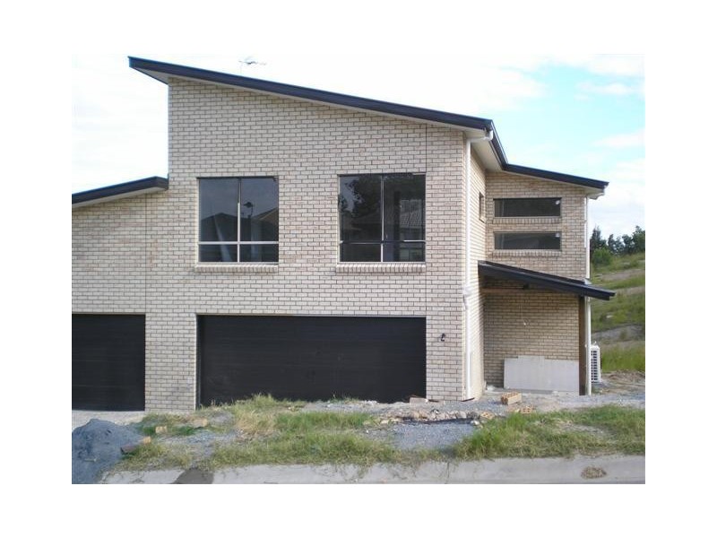 2/14 Tallon, Upper Coomera QLD 4209