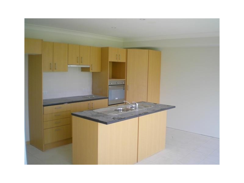 2/14 Tallon, Upper Coomera QLD 4209