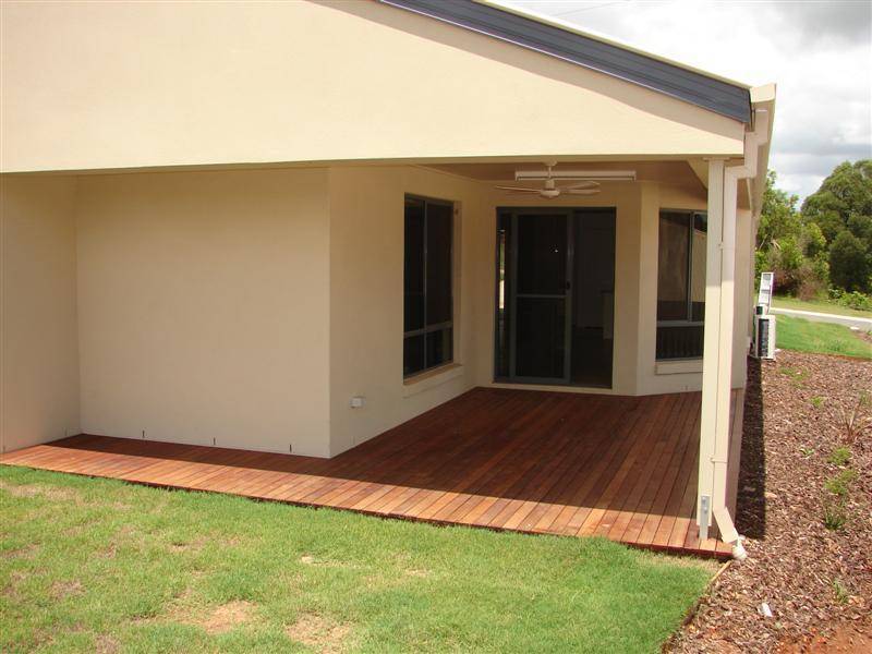 32 Kensington Drive, Cooroy QLD 4563