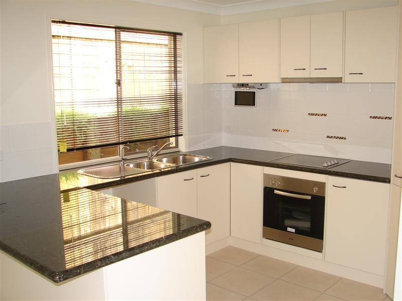 34 Kensington Drive, Cooroy QLD 4563