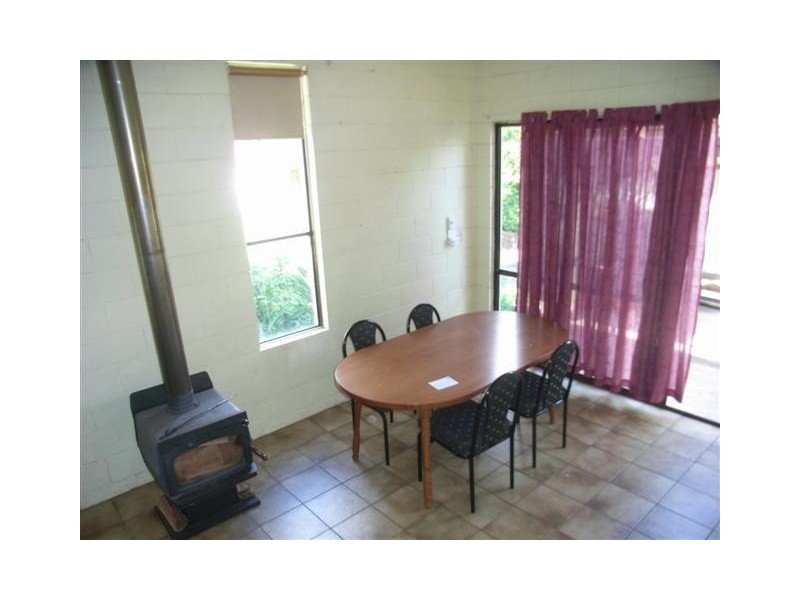 Brooloo QLD 4570