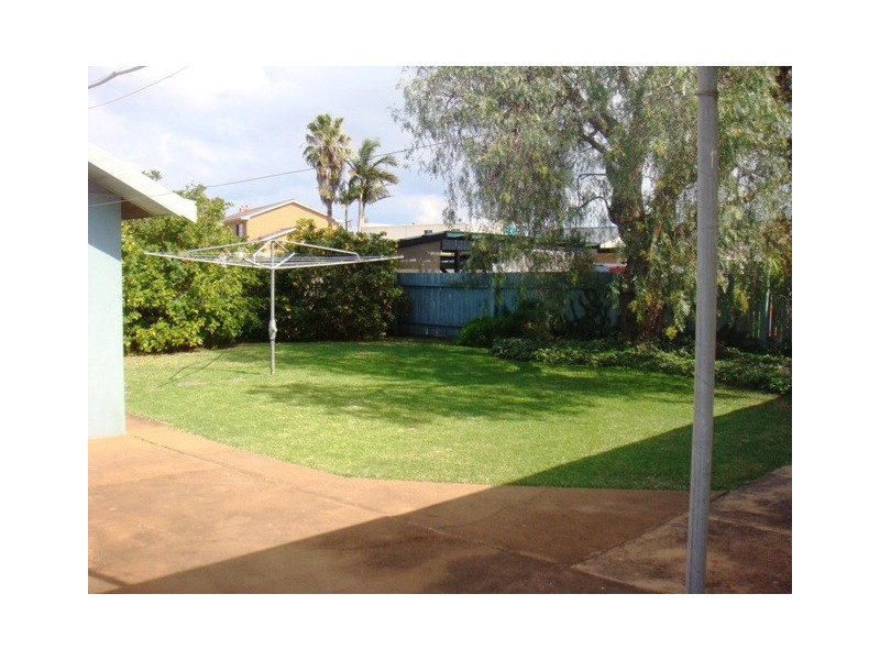 22 Woodford Avenue, Warilla NSW 2528