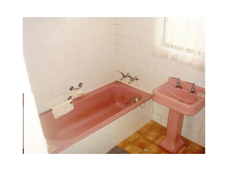 22 Woodford Avenue, Warilla NSW 2528