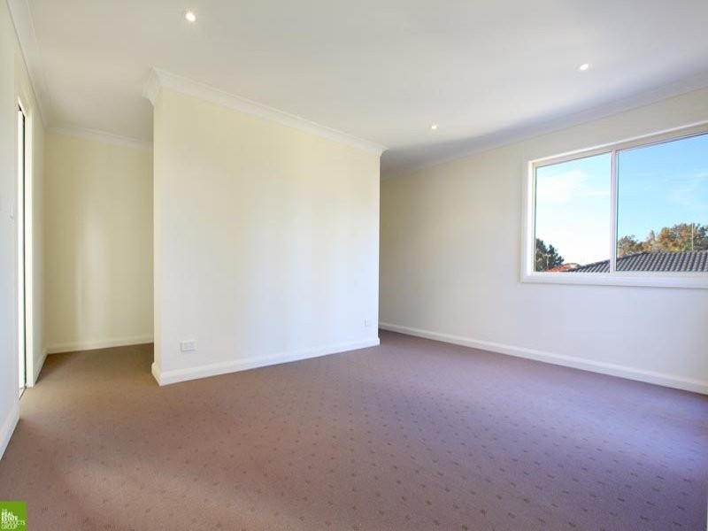 1/86 Pur Pur Avenue, Lake Illawarra NSW 2528