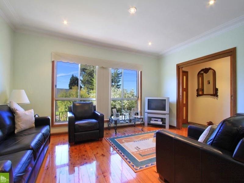 6 Chalmers Street, Balgownie NSW 2519