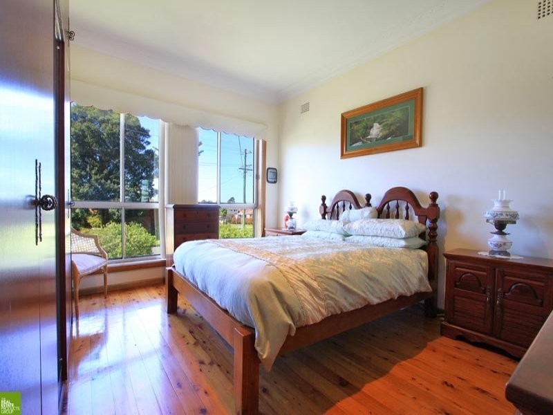 6 Chalmers Street, Balgownie NSW 2519