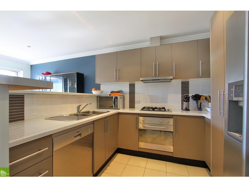 1/71 Central Avenue, Oak Flats NSW 2529