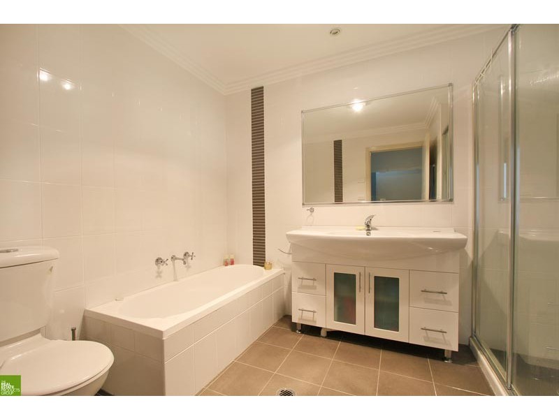 1/71 Central Avenue, Oak Flats NSW 2529