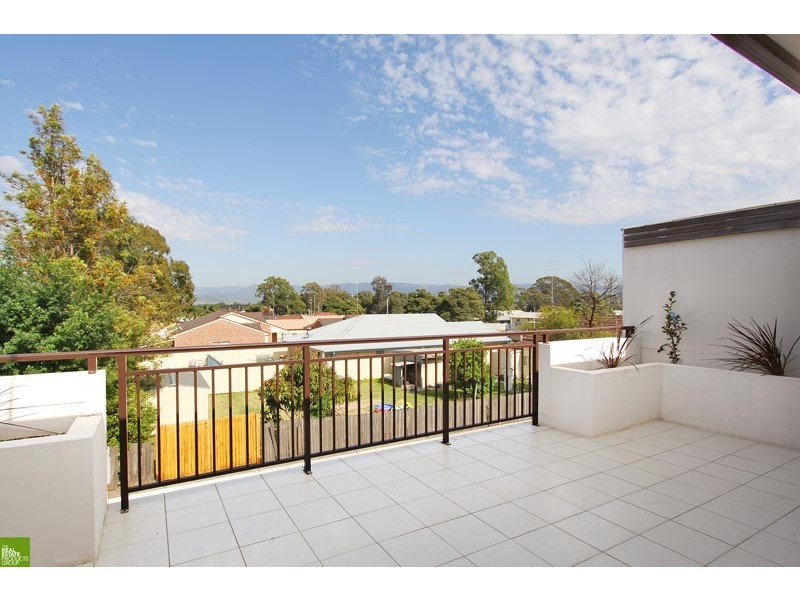 1/71 Central Avenue, Oak Flats NSW 2529
