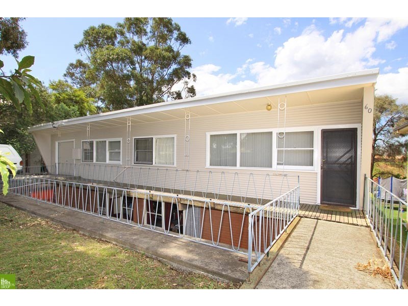 60 Edgeworth Avenue, Kanahooka NSW 2530