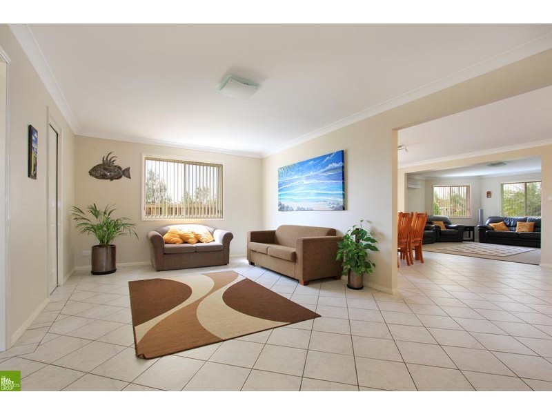 32 Tabourie Close, Flinders NSW 2529