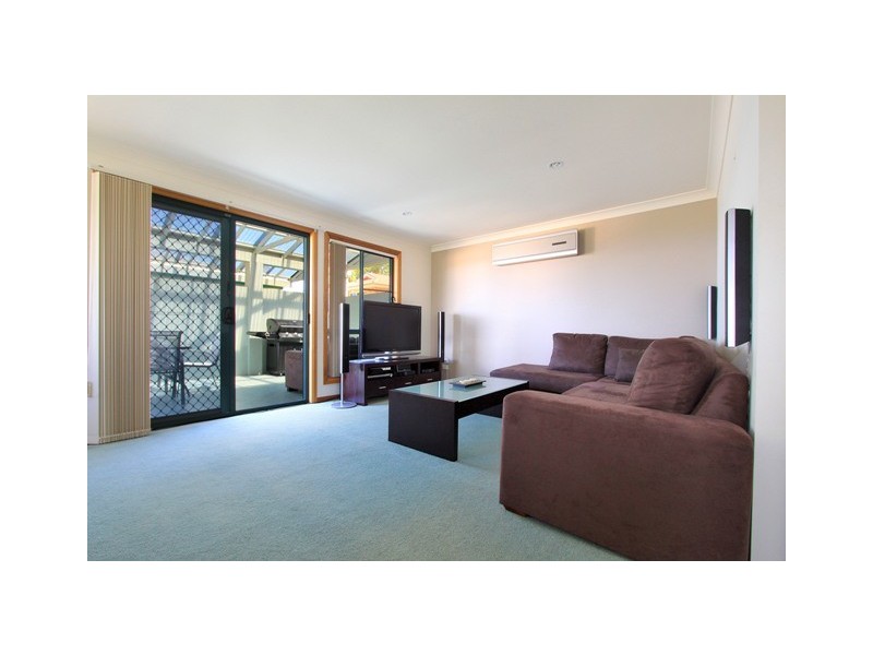 2/24 Baragoot Road, Flinders NSW 2529