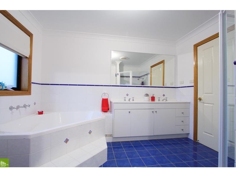 7 Brewster Way, Flinders NSW 2529