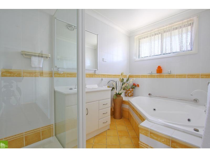 34 Lord Howe Avenue, Shell Cove NSW 2529