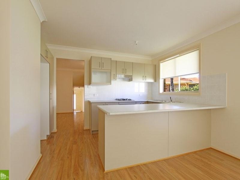 16 Illowra Parkway, Primbee NSW 2502
