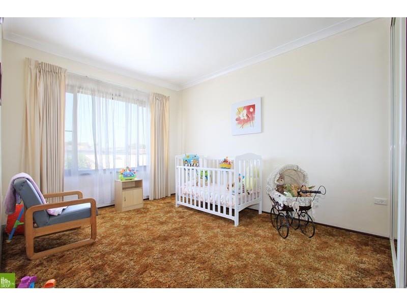 105 Lake Entrance Road, Barrack Heights NSW 2528