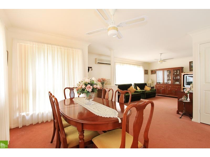 2/29 Windang Road, Primbee NSW 2502