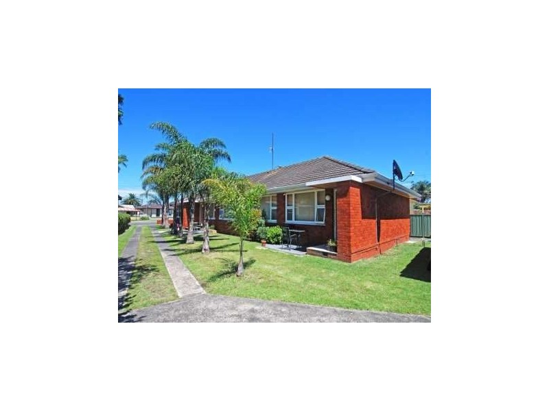 1,2,3/82 Pur Pur Avenue, Lake Illawarra NSW 2528