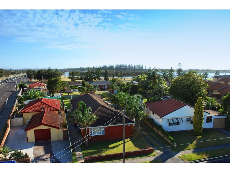 1,2,3/82 Pur Pur Avenue, Lake Illawarra NSW 2528