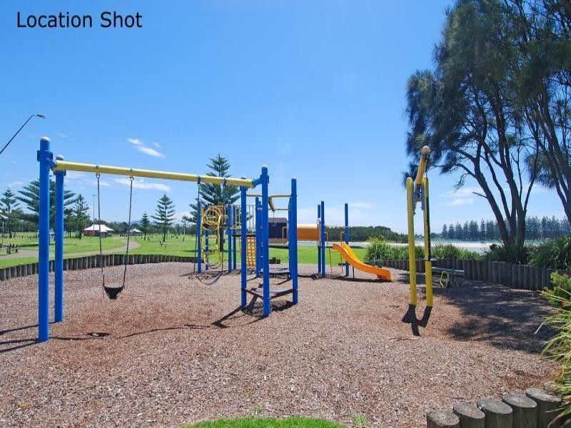 1,2,3/82 Pur Pur Avenue, Lake Illawarra NSW 2528