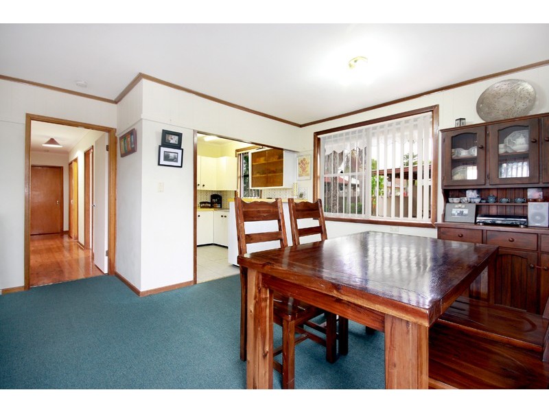3 Lavis Drive, Mount Warrigal NSW 2528