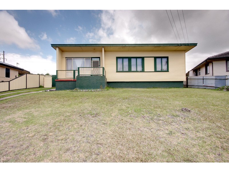 2 Mackay Street, Warilla NSW 2528