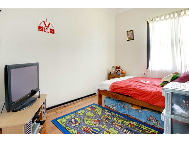 2 Mackay Street, Warilla NSW 2528