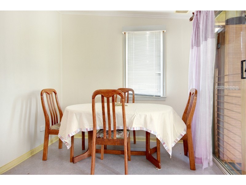 2 Mackay Street, Warilla NSW 2528