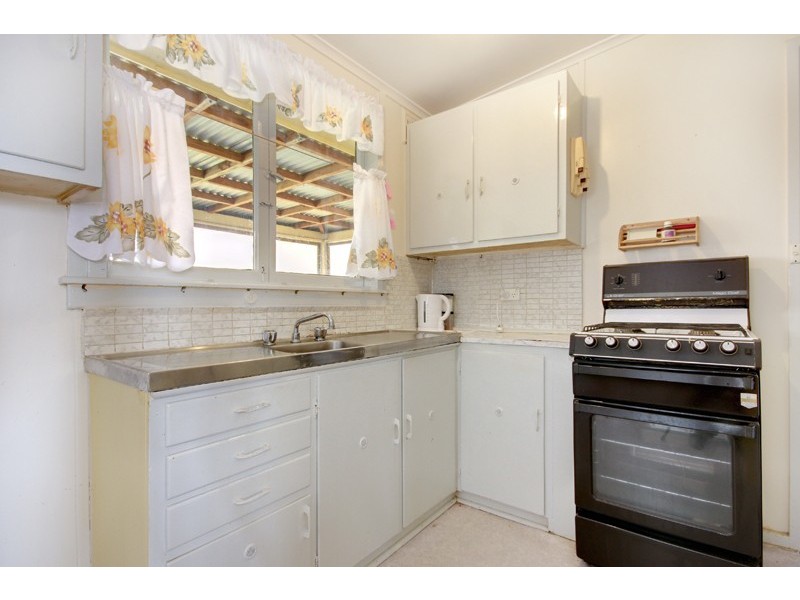 2 Mackay Street, Warilla NSW 2528