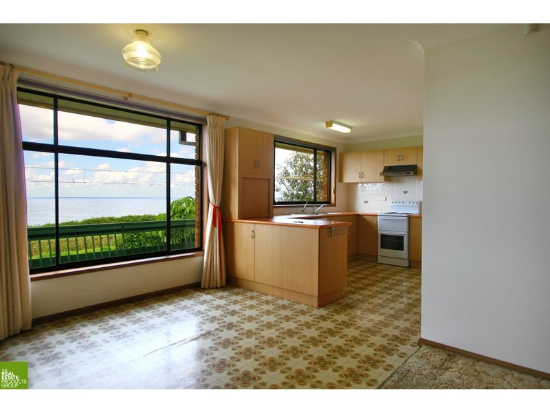 10 Cathedral Rocks Avenue, Kiama Downs NSW 2533