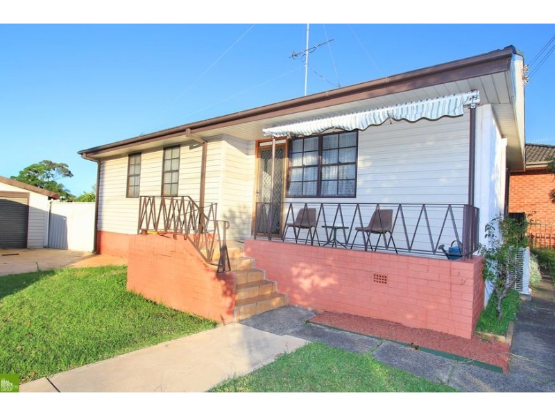 25 Lindwall Street, Warilla NSW 2528