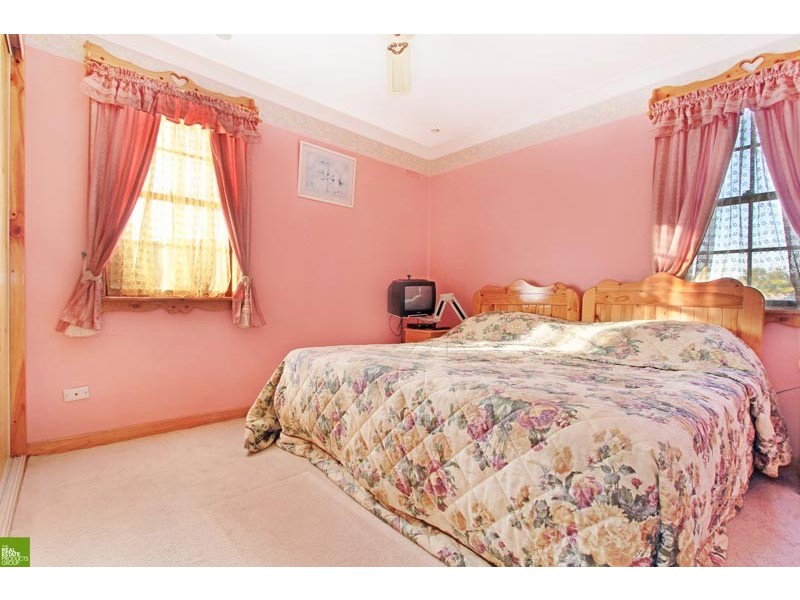 25 Lindwall Street, Warilla NSW 2528