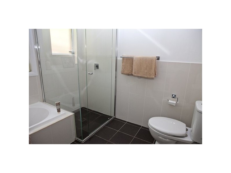 1 Flinder Avenue, Kiama Downs NSW 2533