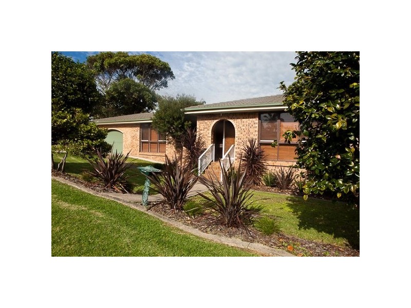 1 Flinder Avenue, Kiama Downs NSW 2533