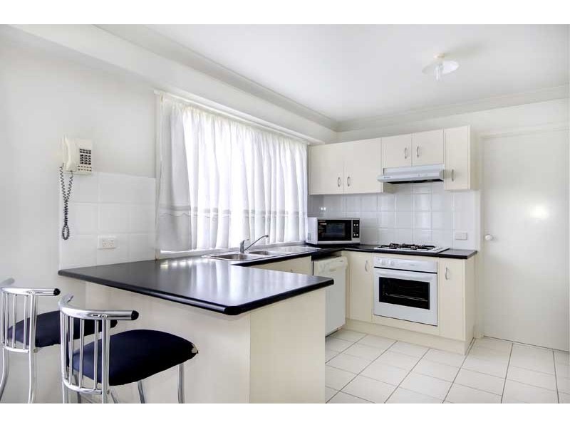 33 Chinchilla Way, Albion Park NSW 2527