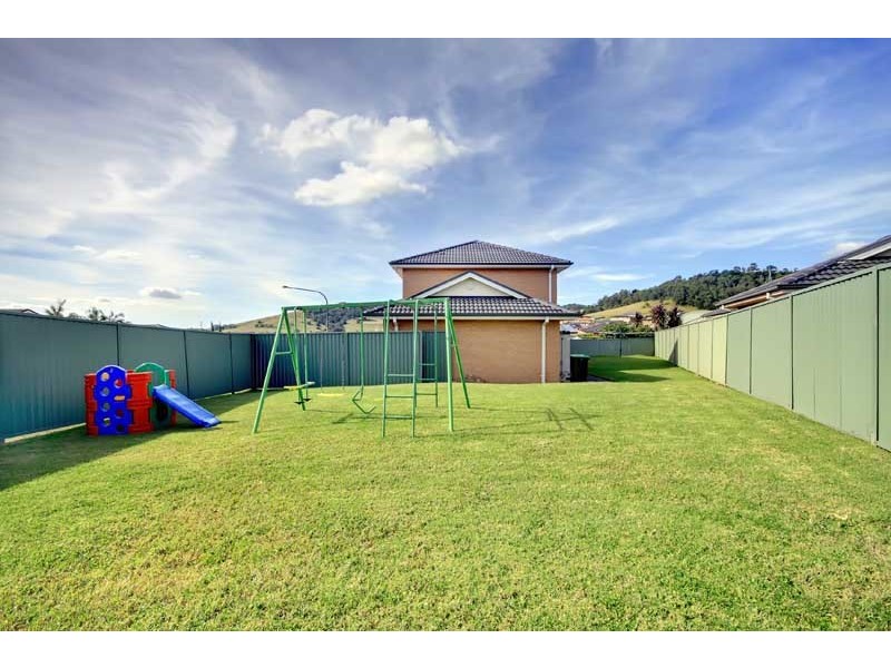 33 Chinchilla Way, Albion Park NSW 2527