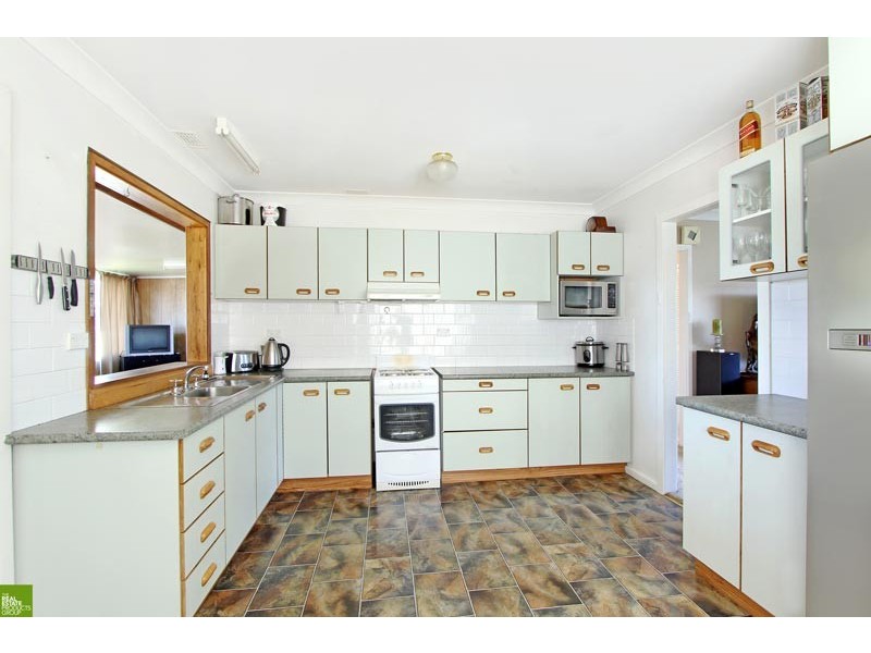 3 Konrads Drive, Mount Warrigal NSW 2528
