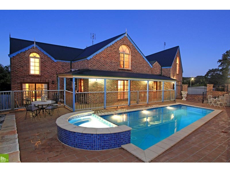 4 Borrowdale Close, Albion Park NSW 2527