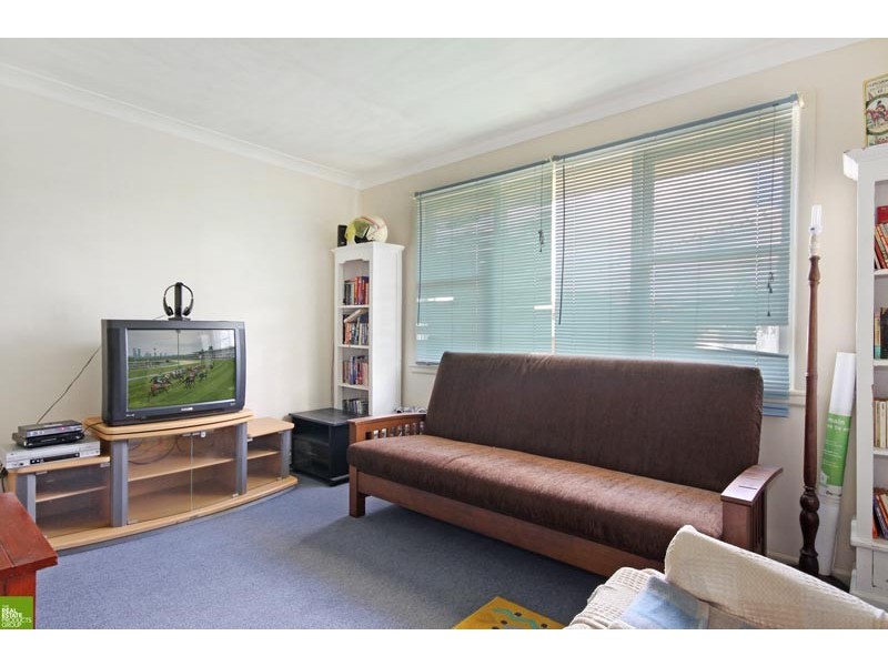 31 Waratah Street, Windang NSW 2528