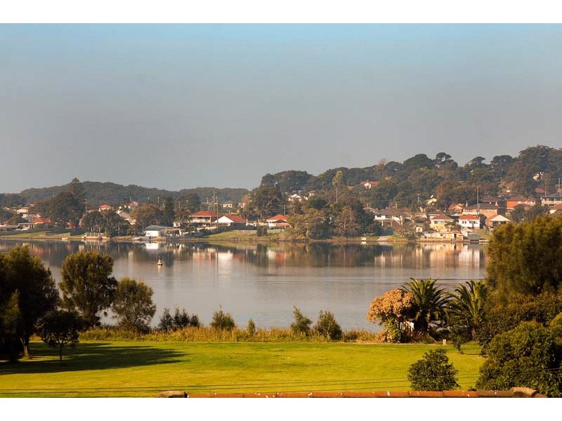 75 Stuart Road, Warrawong NSW 2502