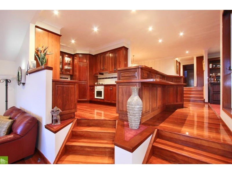 16 Tuross Street, Albion Park NSW 2527