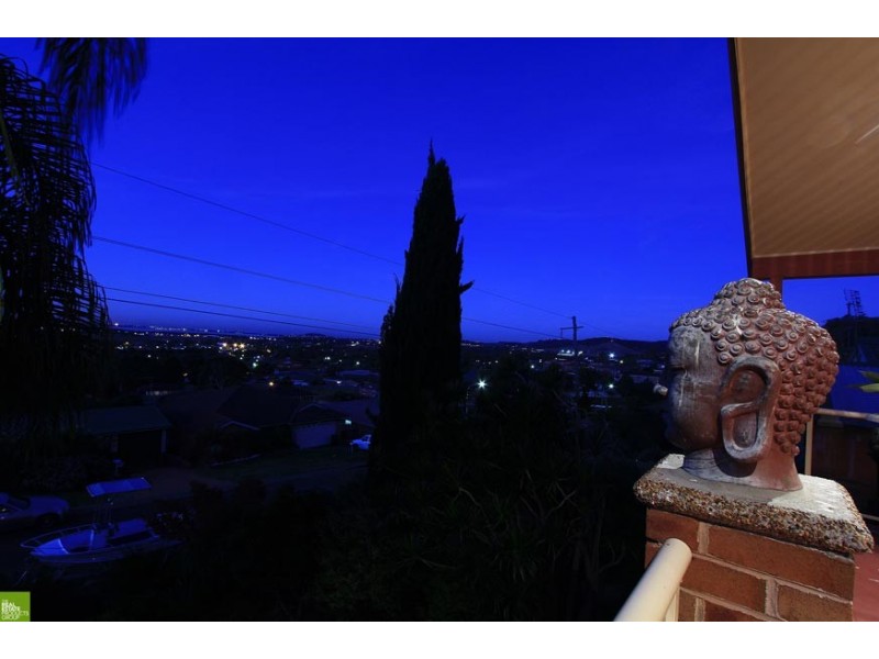 16 Tuross Street, Albion Park NSW 2527