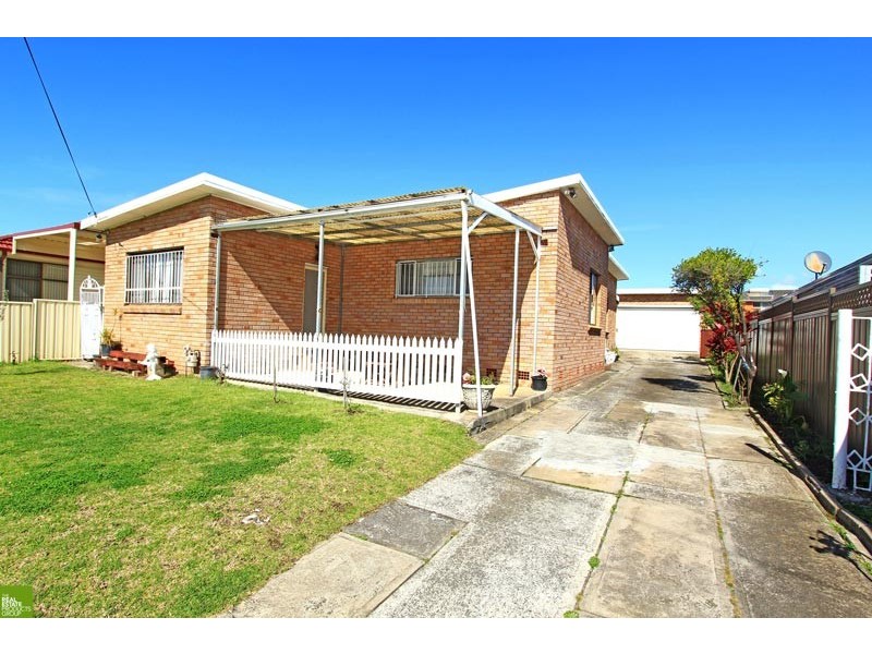 33 Veronica Street, Warilla NSW 2528