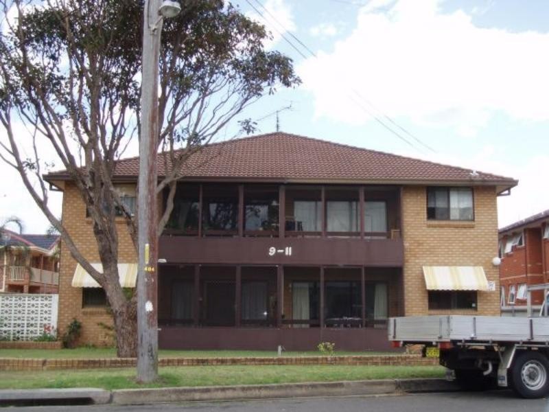 8/11 Peterborough Avenue, Lake Illawarra NSW 2528